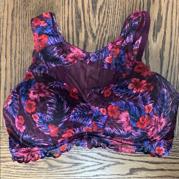 PINK by Victoria’s Secret padded lace bralette